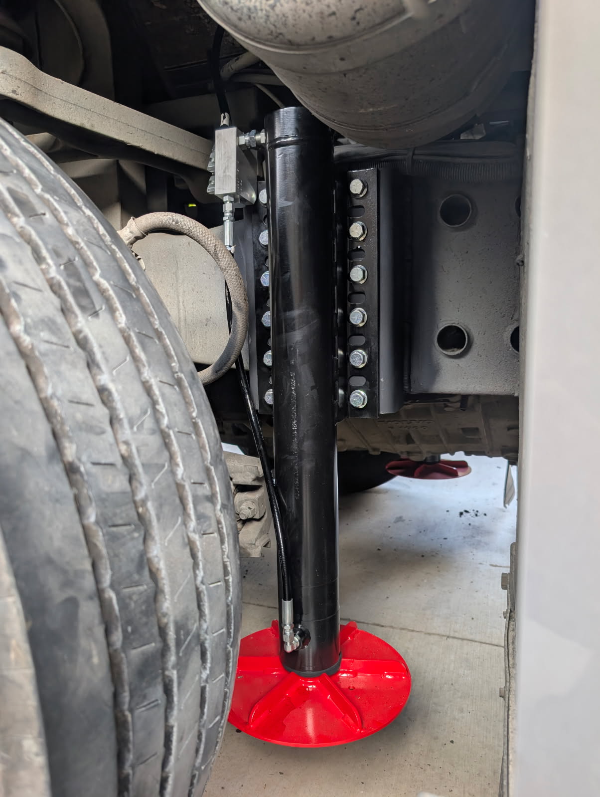 Medium/Heavy Rigid Vehicles - Image 2