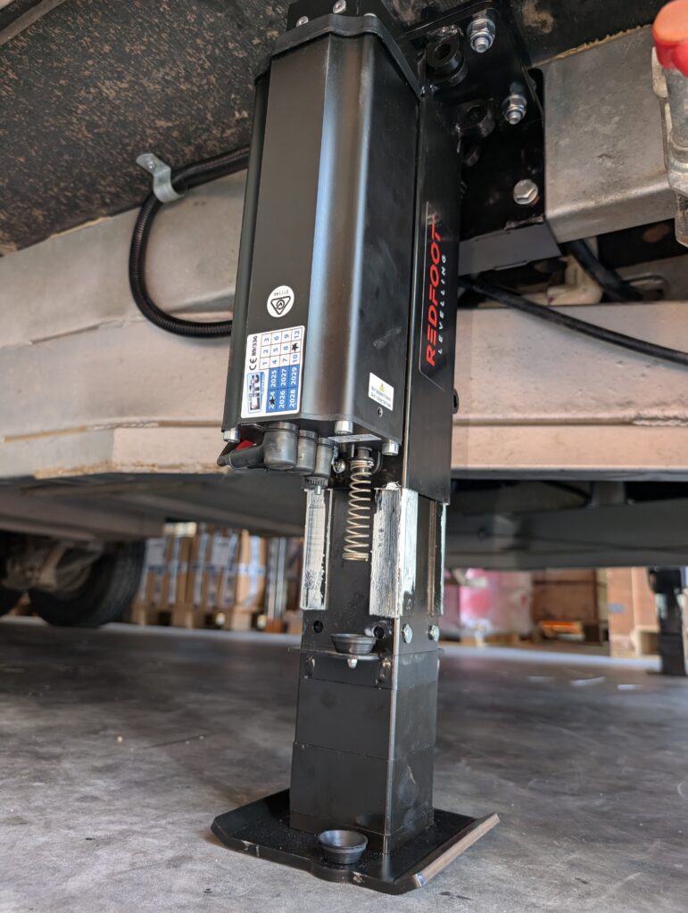 AutoLift Levelling System for Caravans - Image 10