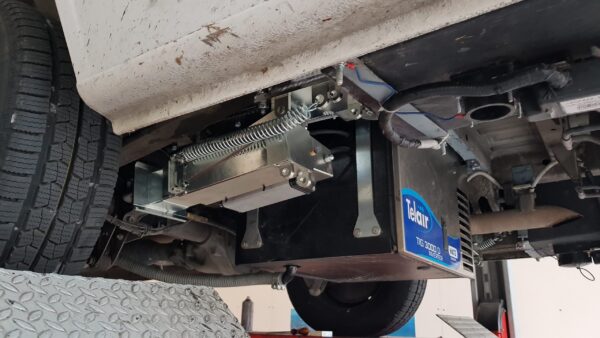 Mercedes Benz Sprinter 517/519 ‘AutoLift’ System - Image 19