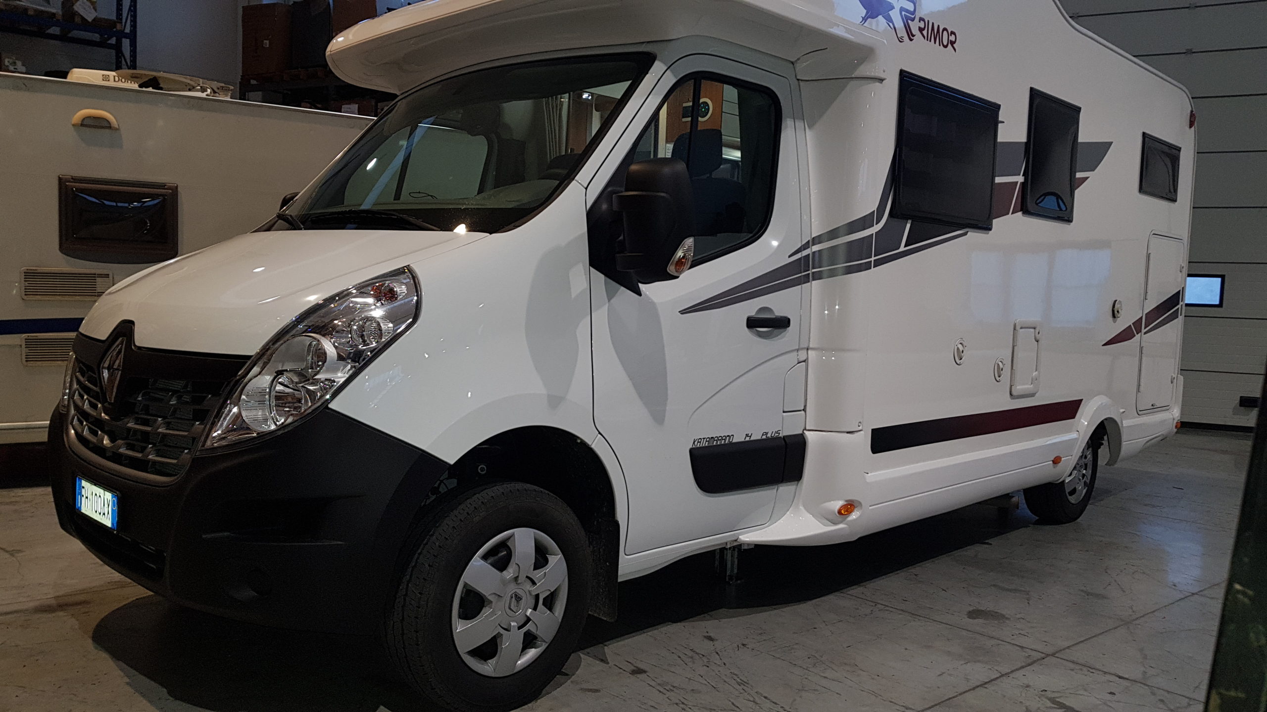 Renault Master ‘AutoLift’ System - Image 17