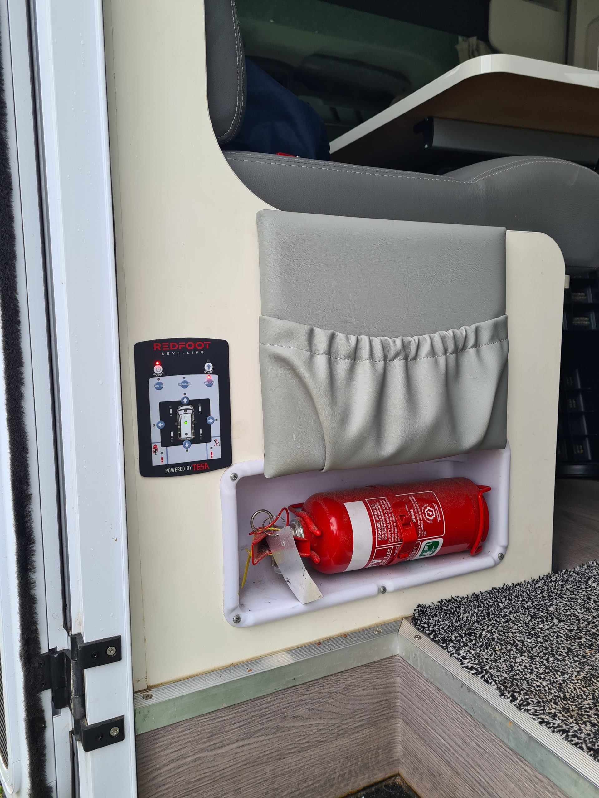 Renault Master ‘AutoLift’ System - Image 34