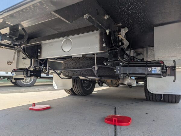 Mercedes Benz Sprinter 517/519 ‘AutoLift’ System - Image 10