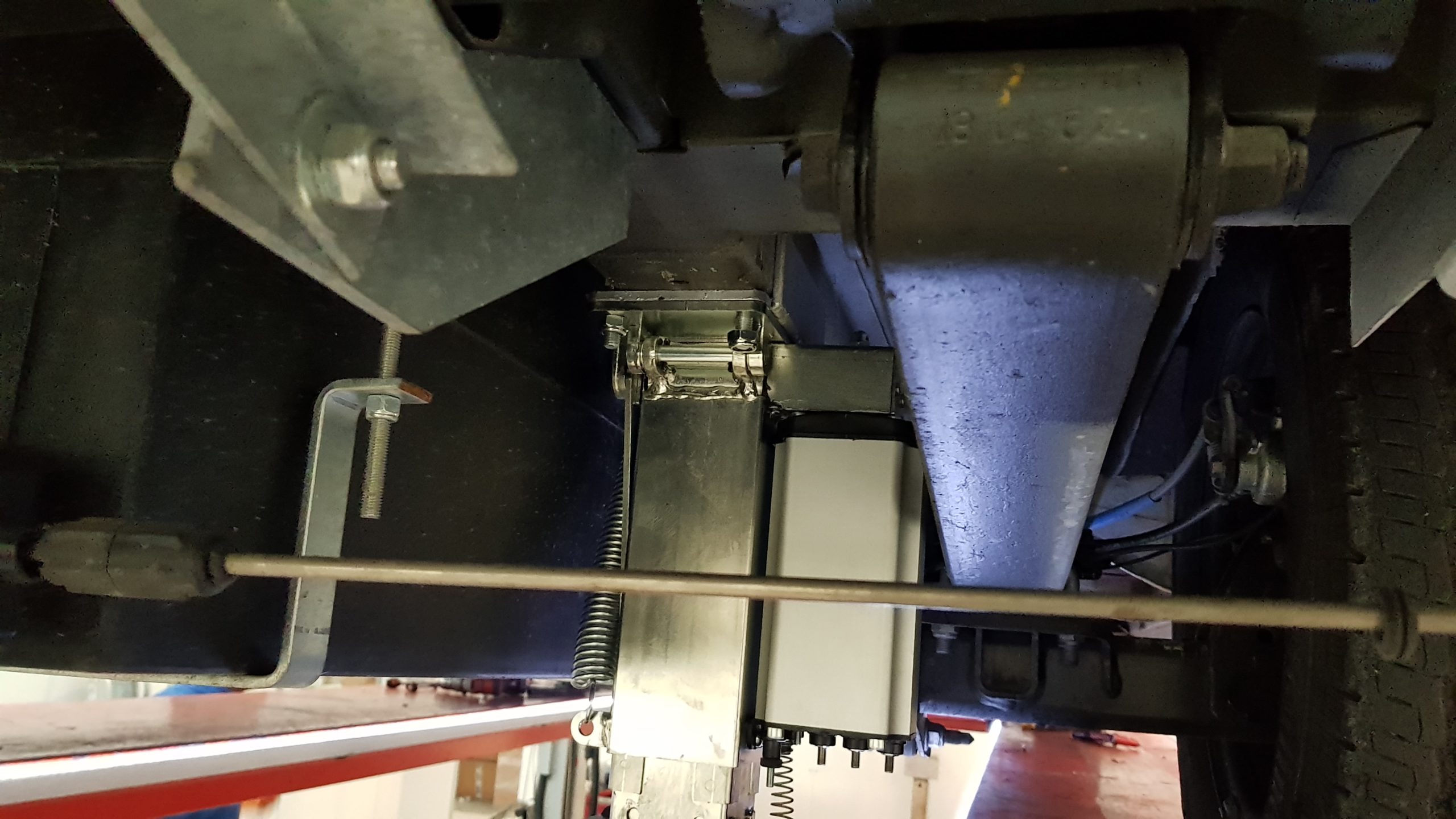 Renault Master ‘AutoLift’ System - Image 27